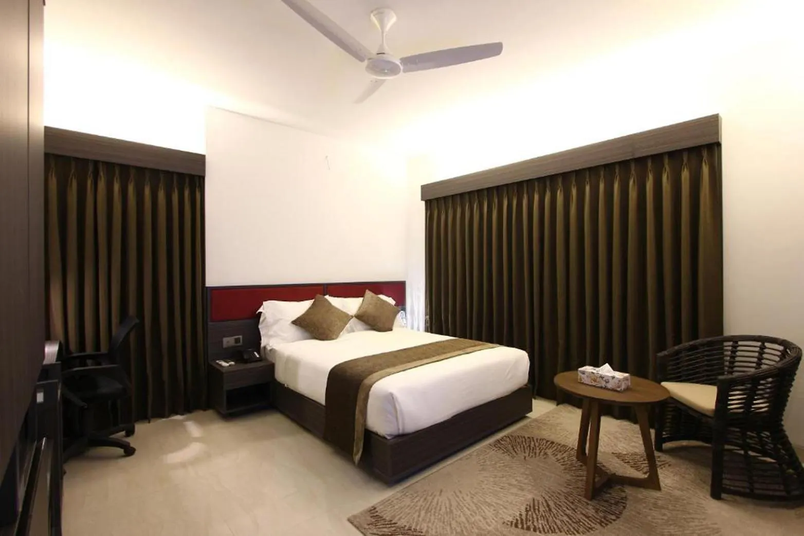 Spring Hill Hotel And Service Apartments Dhaka